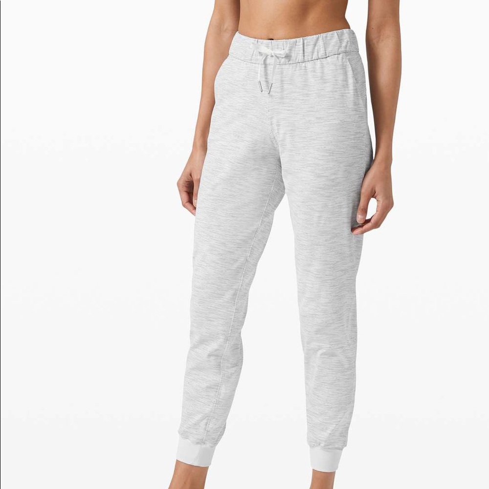 LULEMON ON THE FLY JOGGER